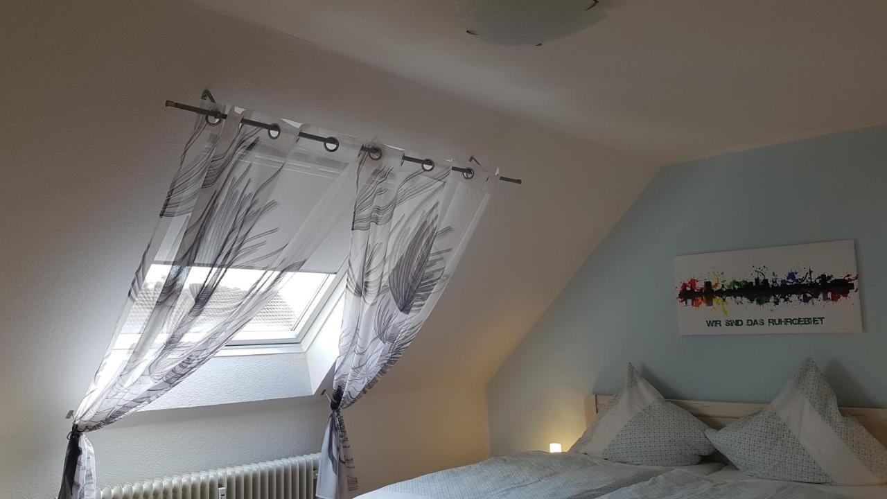 Ferien-& Monteurwohnung Koenen2 Nah Am Westfield Centro Оберхаузен Екстериор снимка